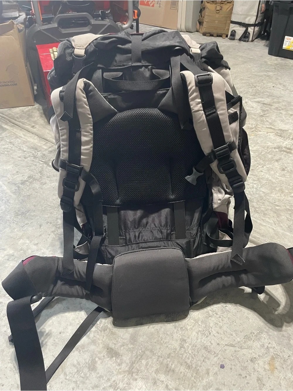 Kelty Redcloud 5000 Women’s internal frame hiking backpack